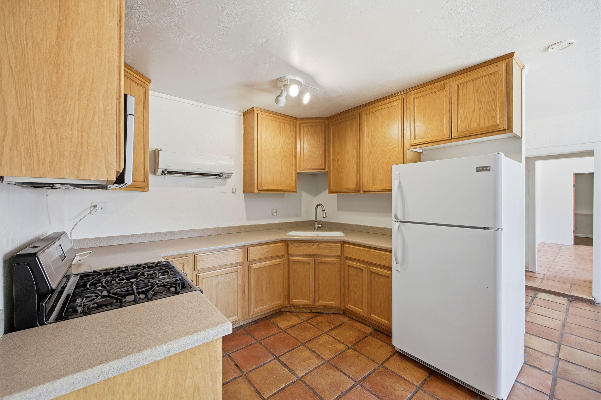 6757 Adobe Road Twentynine Palms, CA 92277 - Photo 45 of 61 45-web-or-mls-45