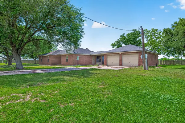 $2,000 | 5120 Williams School Road, Needville, TX 77461