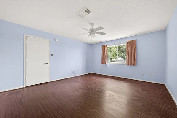 $2,000 | 5120 Williams School Road, Needville, TX 77461