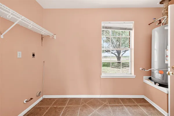 $2,000 | 5120 Williams School Road, Needville, TX 77461