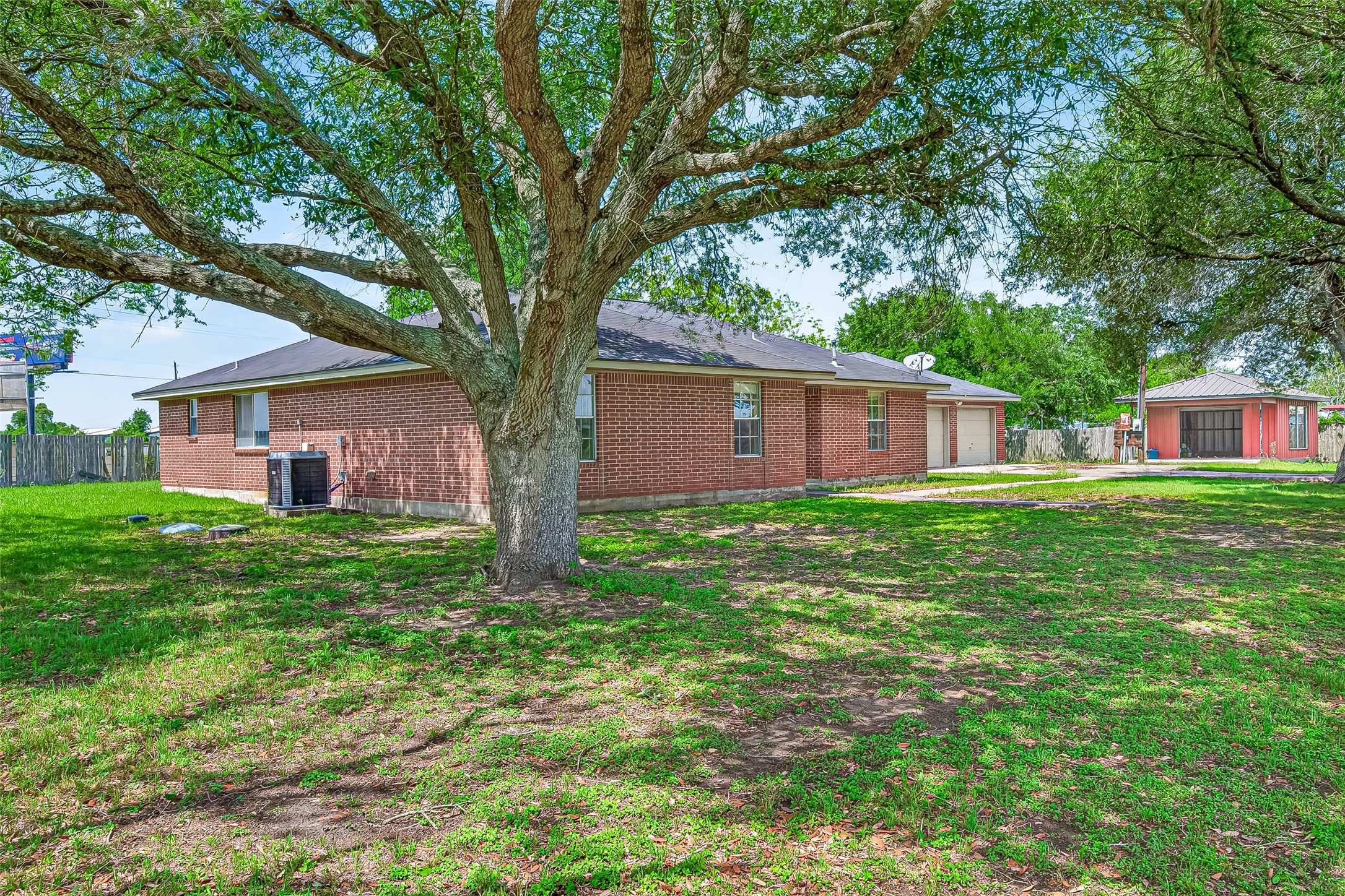 5120 Williams School Road Needville, TX 77461 - Photo 4 of 44