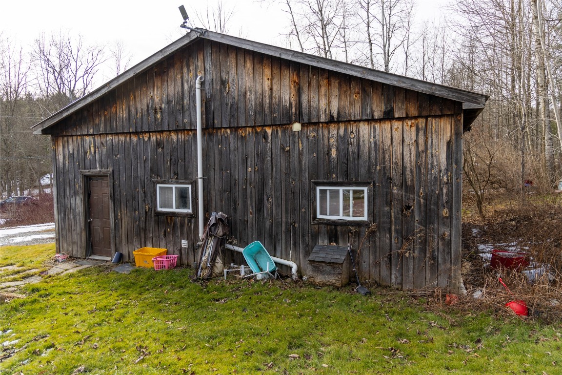 209 Tiffany Road Whitney Point, NY 13862 - Photo 12 of 28 Gallery Image 12
