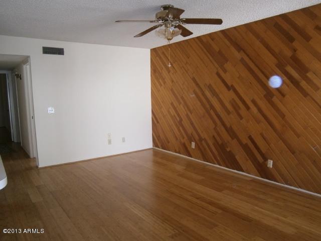 4556 East Corral Road Phoenix, AZ 85044 - Photo 13 of 37 Family room