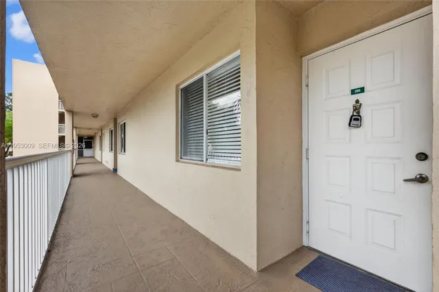 $150,000 | 9525 Weldon Circle, Unit H205, Tamarac, FL 33321