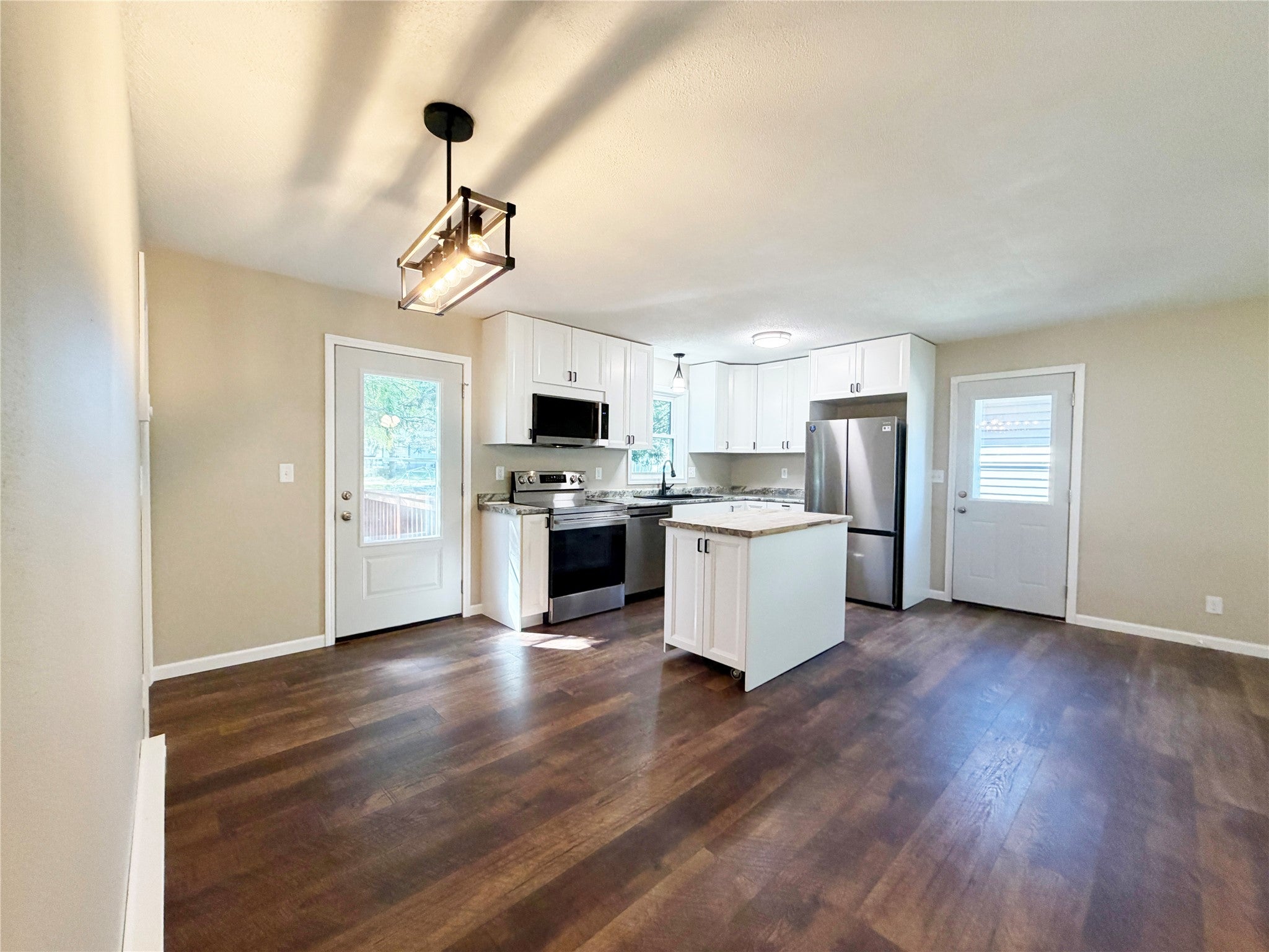 512 East Bracklin Street Rice Lake, WI 54868 - Photo 6 of 30 Gallery Image 6