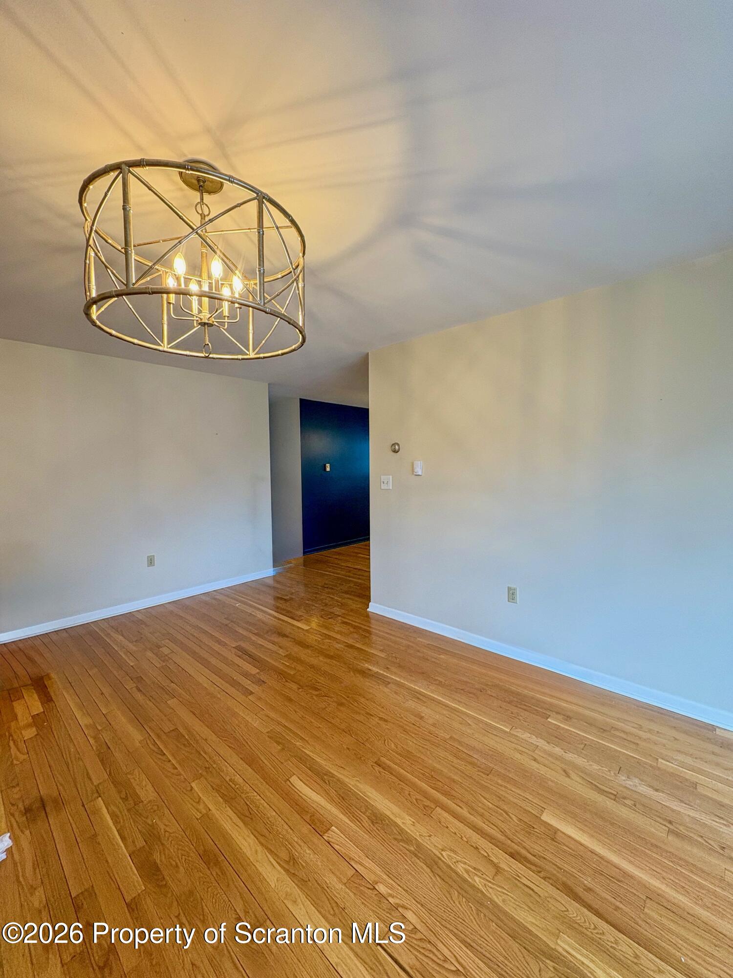 200 Sand Street Dunmore, PA 18510 - Photo 11 of 29 Living Room