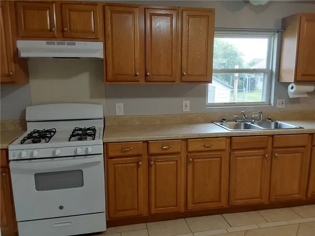 $1,900 | 203 6th Street, Chalmette, LA 70043