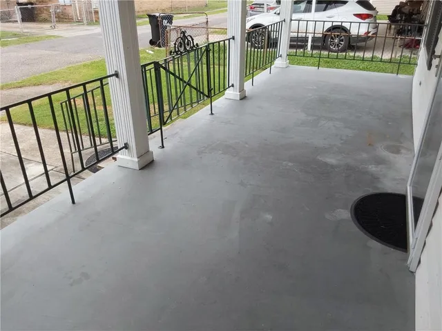 $1,900 | 203 6th Street, Chalmette, LA 70043