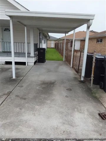 $1,900 | 203 6th Street, Chalmette, LA 70043