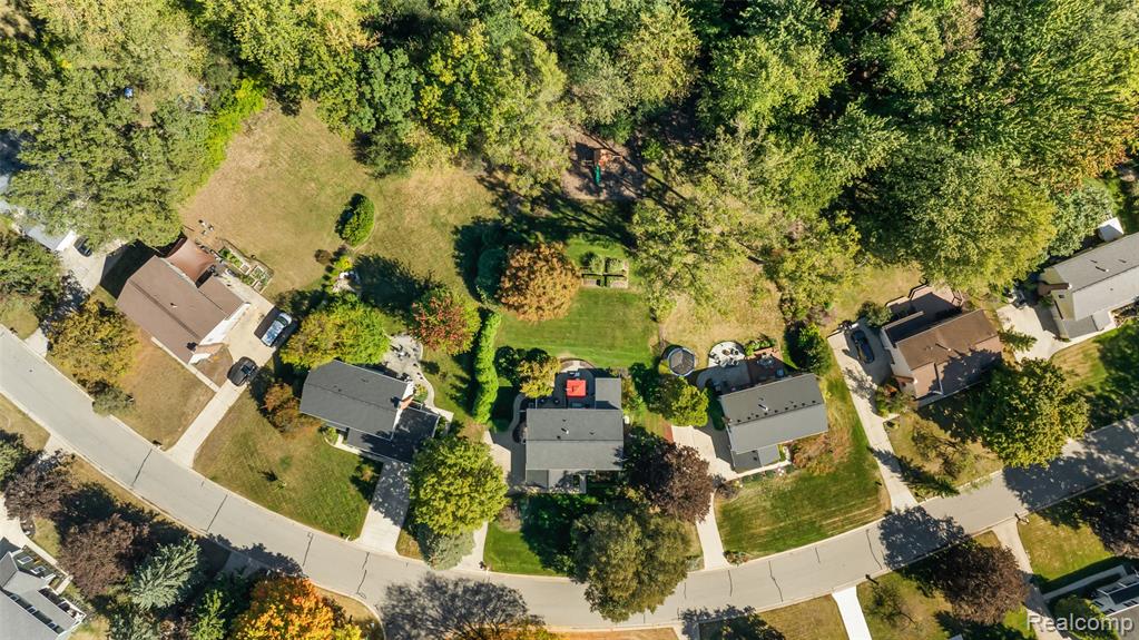 1298 West Fairview Lane Rochester Hills, MI 48306 - Photo 22 of 68