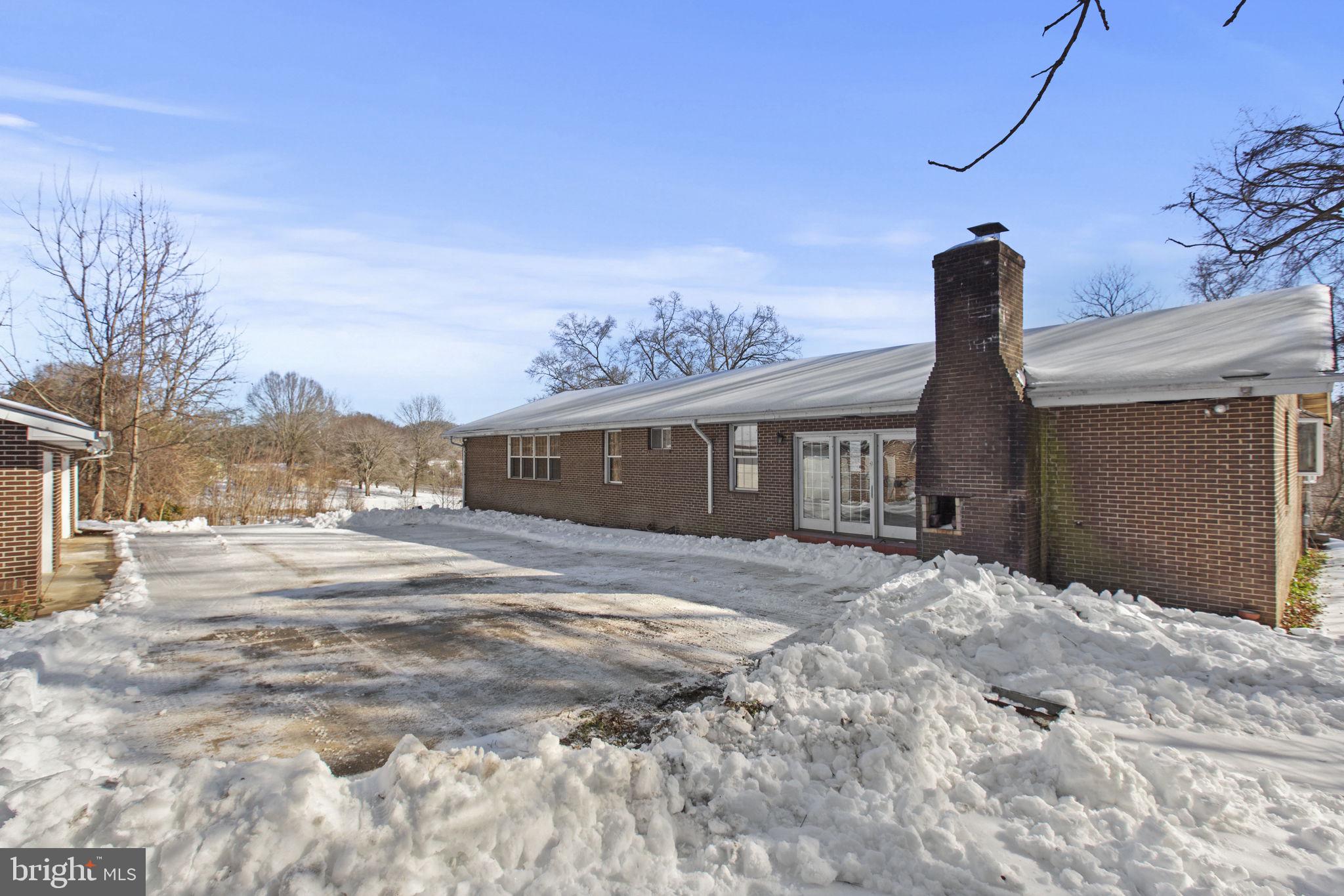 8802 Port Tobacco Road La Plata, MD 20646 - Photo 11 of 57