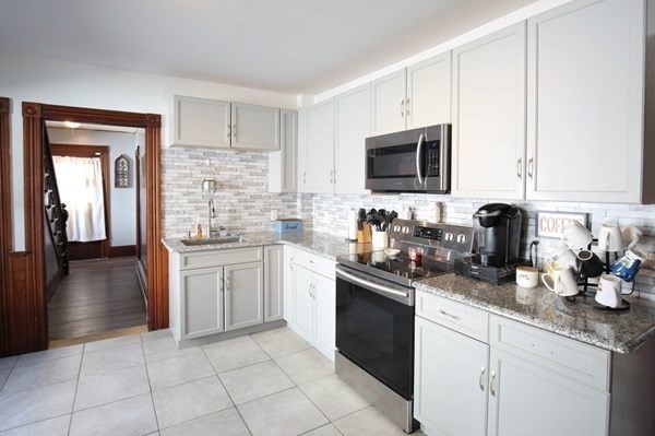 712 Main Street Warren, MA 01083 - Photo 4 of 35 Gallery Image 4