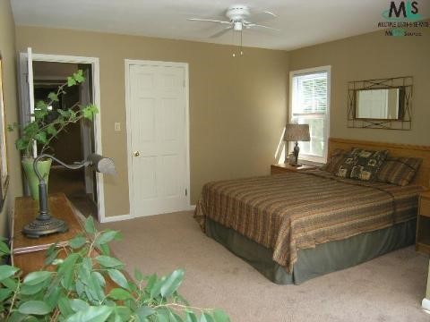 307 Ridgemont Road Grosse Pointe, MI 48236 - Photo 9 of 12 31055511-8.JPG