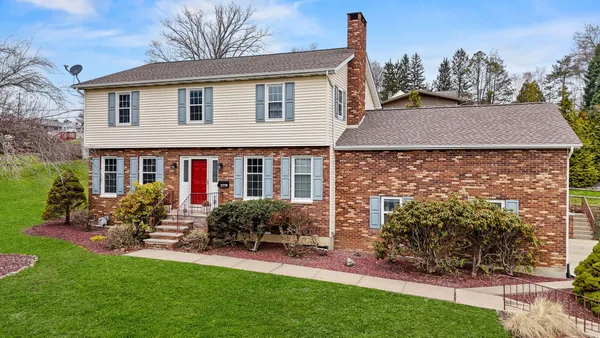 $459,900 | 3719 Country Club Road, Endicott, NY 13760