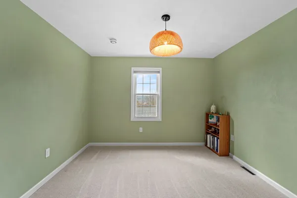 $459,900 | 3719 Country Club Road, Endicott, NY 13760