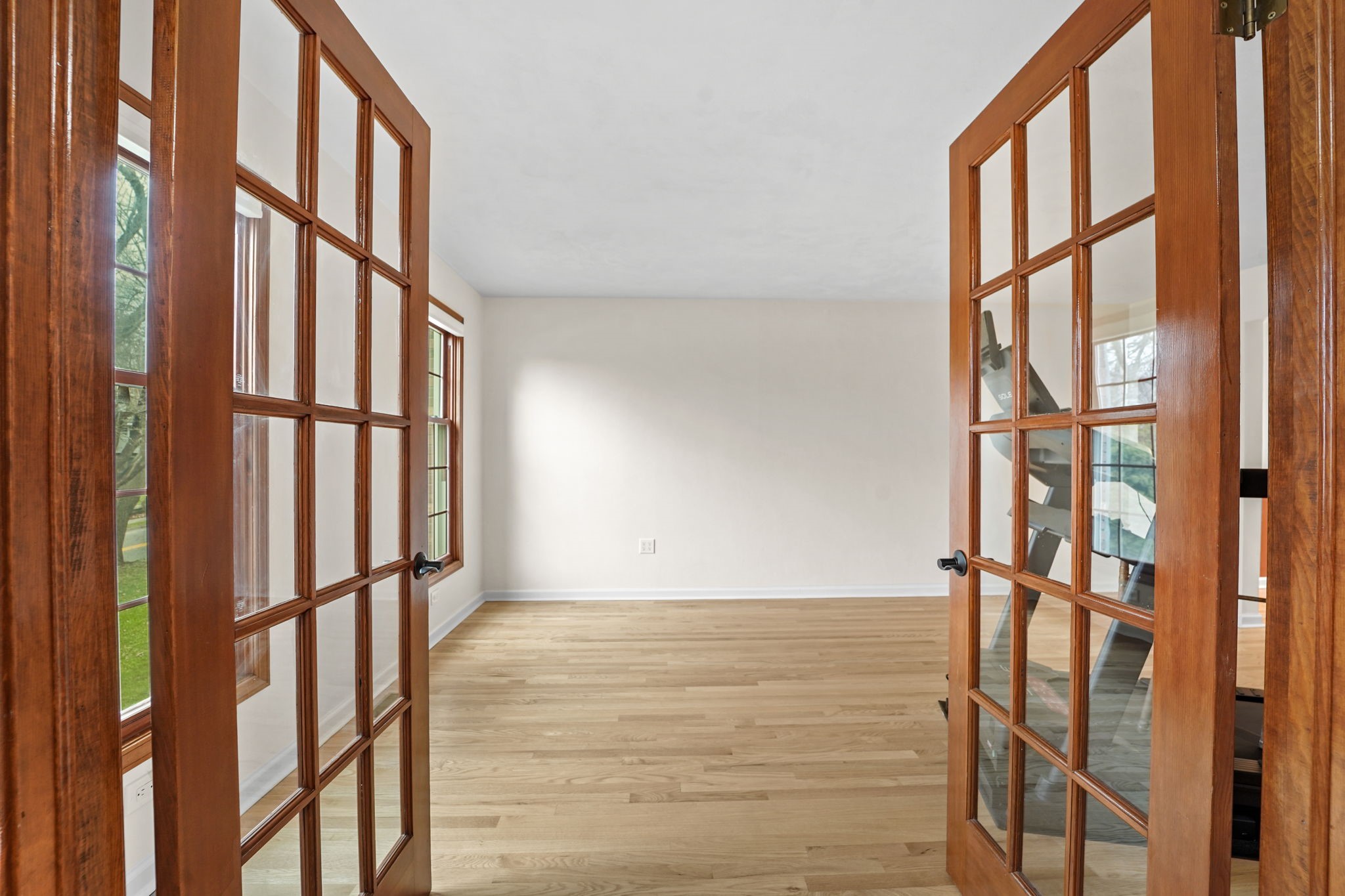 3719 Country Club Road Endicott, NY 13760 - Photo 8 of 48