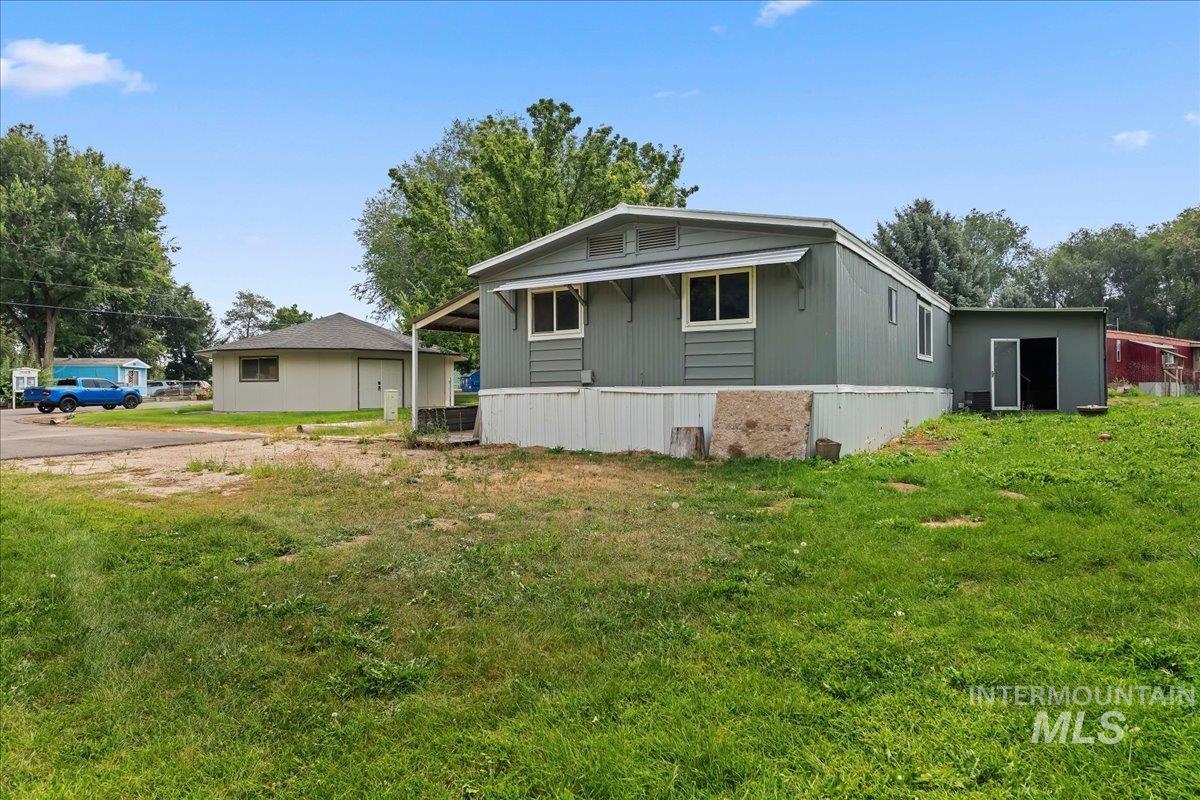 15881 Purple Sage Road, Unit 38 Caldwell, ID 83607 - Photo 4 of 21 Gallery Image 4