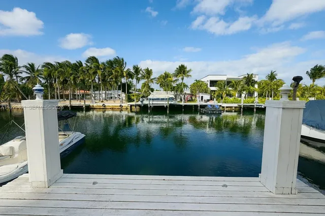 $3,975 | 1987 Northeast 123rd Street, North Miami, FL 33181