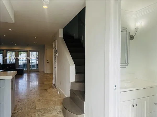 $3,850 | 1987 Northeast 123rd Street, North Miami, FL 33181