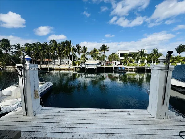 $3,800 | 1987 Northeast 123rd Street, North Miami, FL 33181