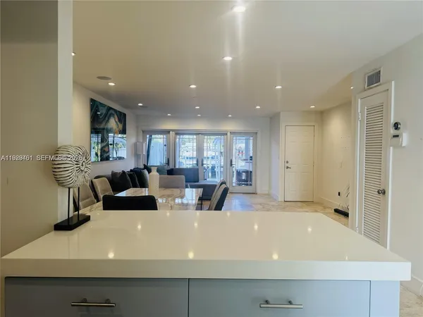 $3,850 | 1987 Northeast 123rd Street, North Miami, FL 33181