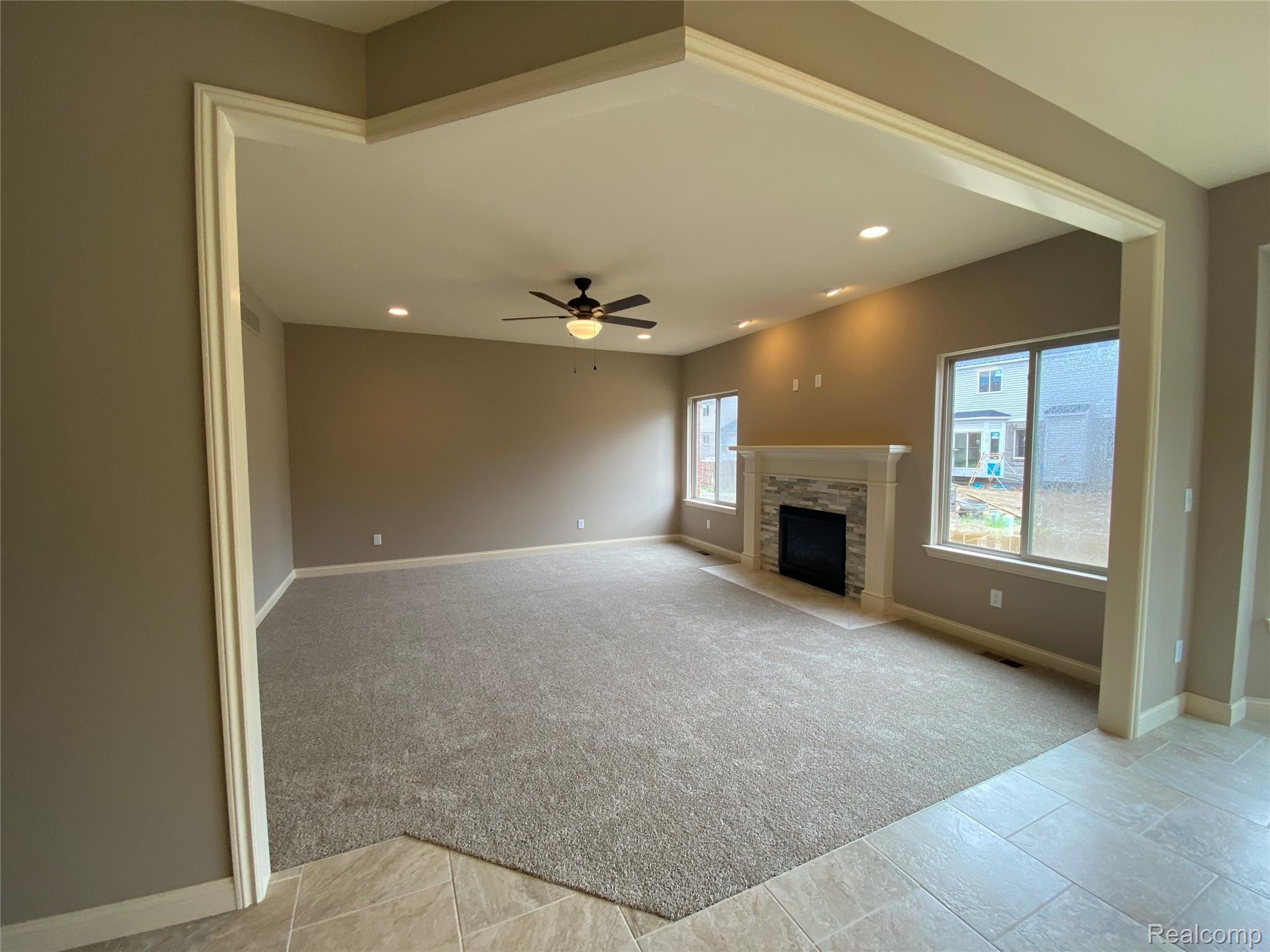 23839 Ravenswood Road Macomb, MI 48042 - Photo 7 of 17 IMG_1981.JPG