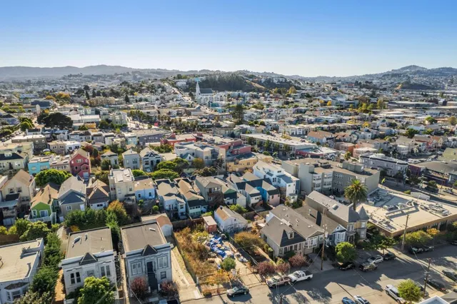 $360,600 | 1531 Jerrold Avenue, San Francisco, CA 94124