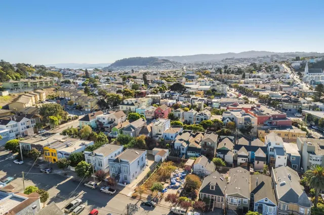 $360,600 | 1531 Jerrold Avenue, San Francisco, CA 94124