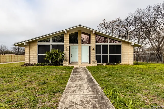 $1,197 | 317 Gaiety Lane, Kirby, TX 78219