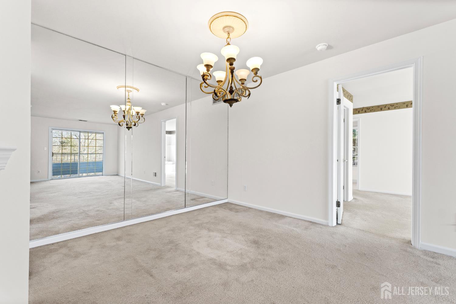 312 Raintree Court Helmetta, NJ 08828 - Photo 14 of 41