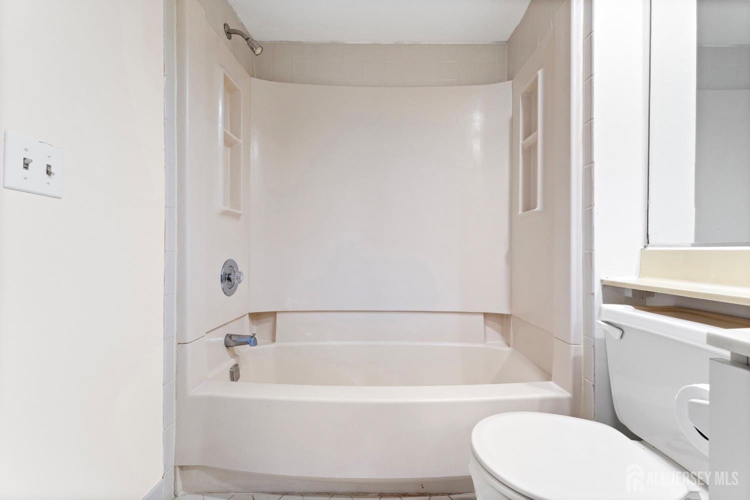 312 Raintree Court Helmetta, NJ 08828 - Photo 24 of 41