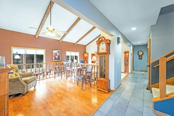 $425,000 | 805 Hengen Street, Fairmont, MN 56031