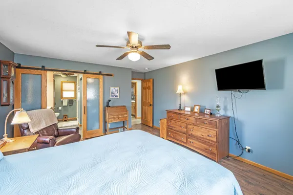 $425,000 | 805 Hengen Street, Fairmont, MN 56031