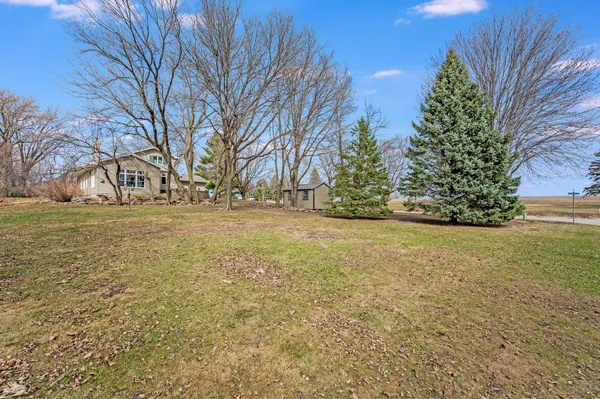 $425,000 | 805 Hengen Street, Fairmont, MN 56031