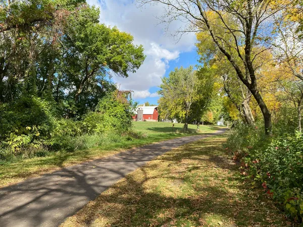 $425,000 | 805 Hengen Street, Fairmont, MN 56031