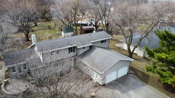 $425,000 | 805 Hengen Street, Fairmont, MN 56031