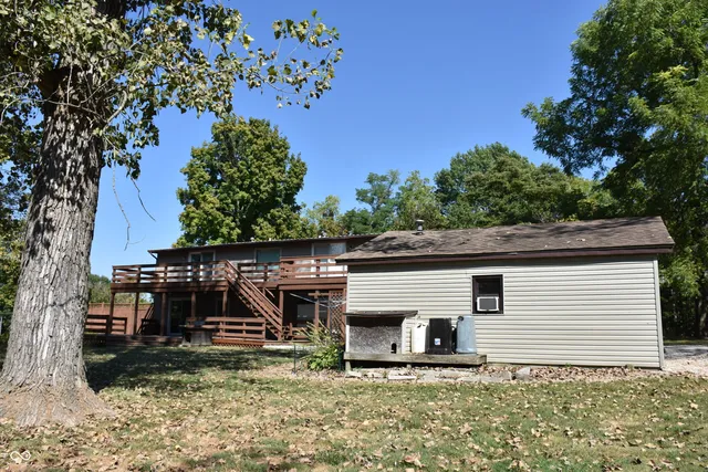 $390,000 | 9677 West Reeves Road, Spencer, IN 47460