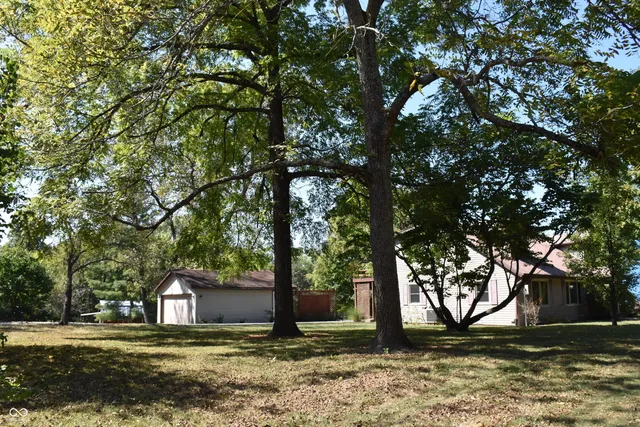 $390,000 | 9677 West Reeves Road, Spencer, IN 47460