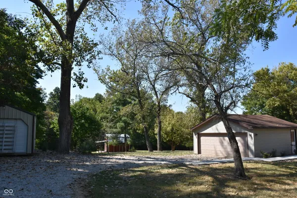 $379,000 | 9677 West Reeves Road, Spencer, IN 47460