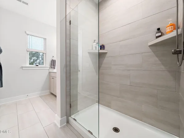 $515,000 | 916 Waterside View Drive, Raleigh, NC 27606
