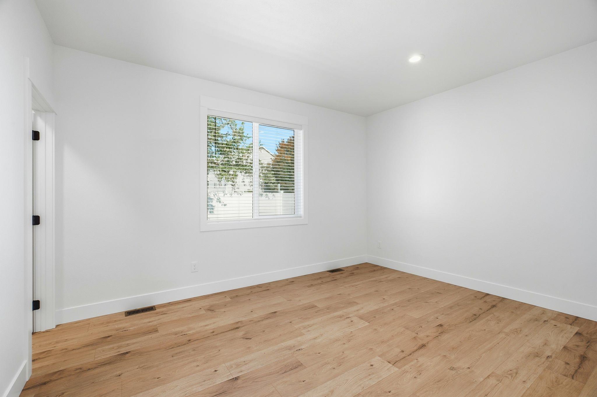 12117 East Sharp Lane Spokane Valley, WA 99206 - Photo 13 of 27