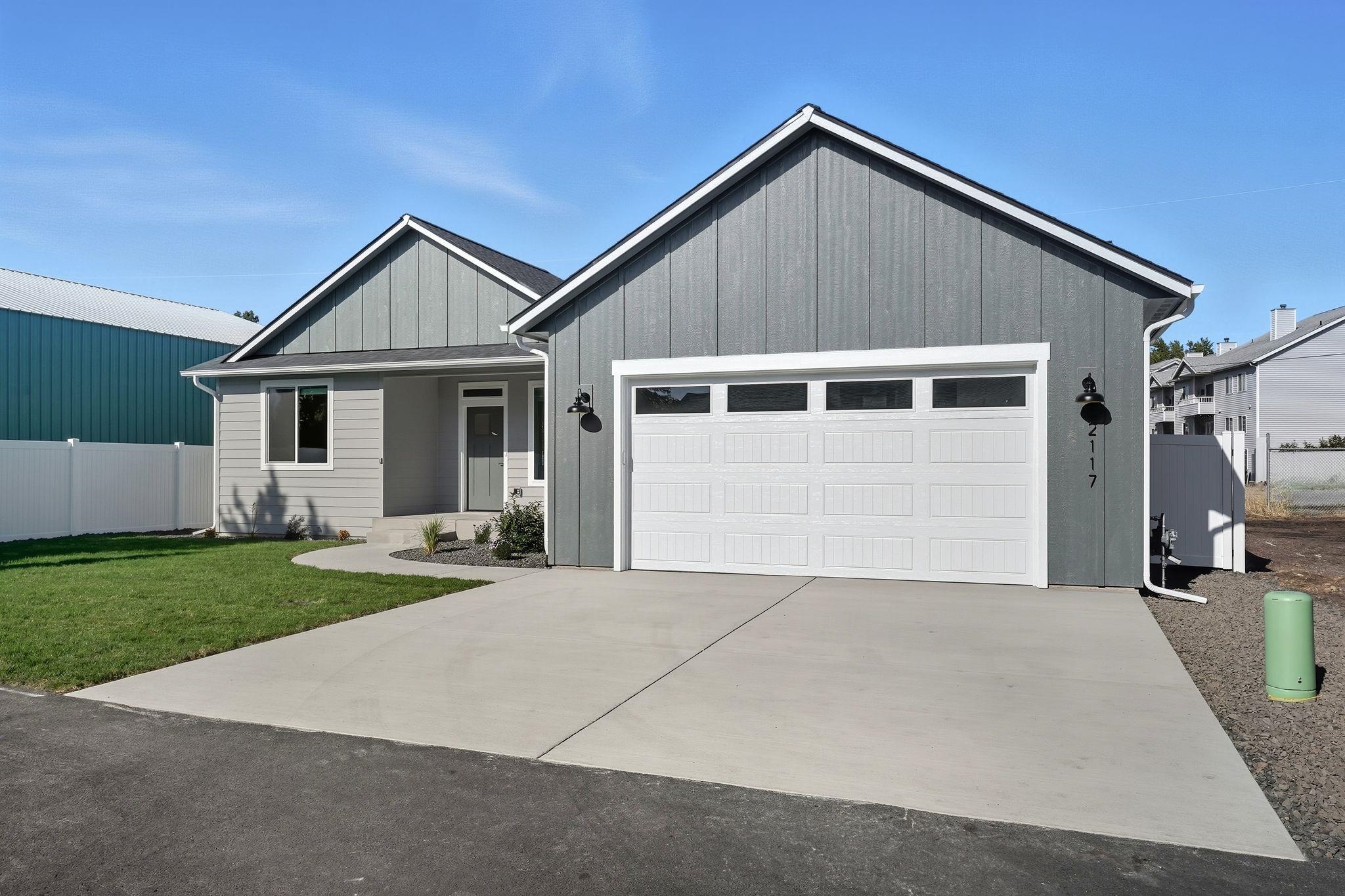 12117 East Sharp Lane Spokane Valley, WA 99206 - Photo 2 of 27