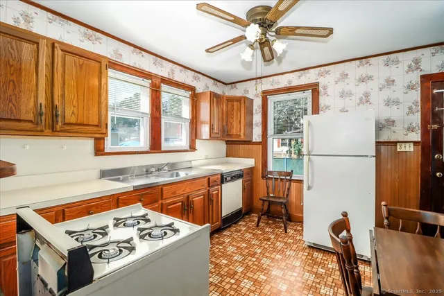 $269,900 | 47 Wacona Avenue, Waterbury, CT 06705