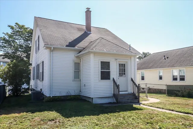 $269,900 | 47 Wacona Avenue, Waterbury, CT 06705