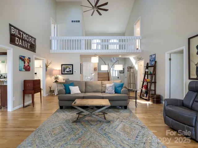 $975,000 | 42 Gvli Drive, Brevard, NC 28712