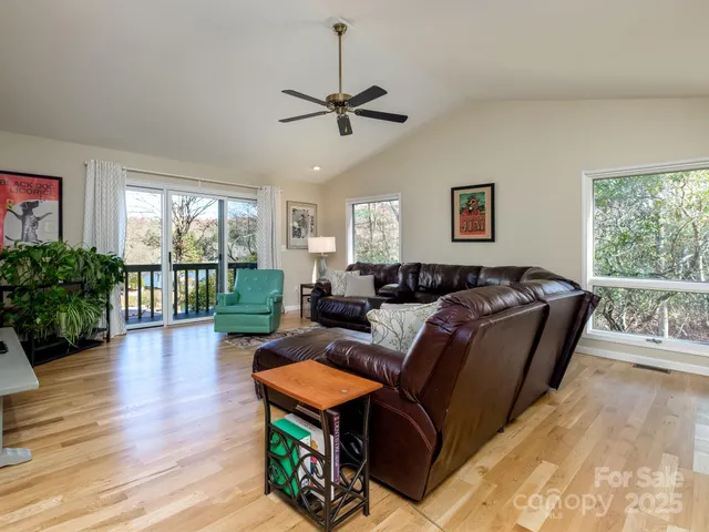 $975,000 | 42 Gvli Drive, Brevard, NC 28712