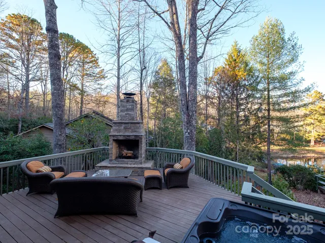 $975,000 | 42 Gvli Drive, Brevard, NC 28712