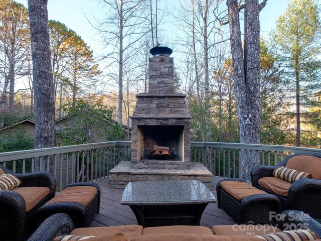 $975,000 | 42 Gvli Drive, Brevard, NC 28712