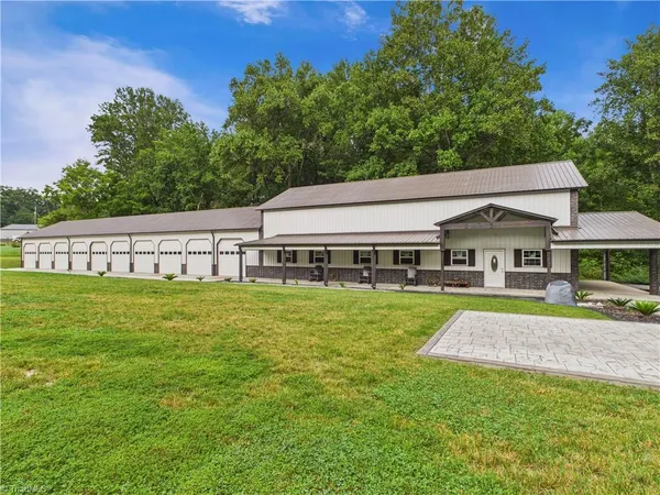 $1,300,000 | 3281-3293 Skyhaven Road, Randleman, NC 27317