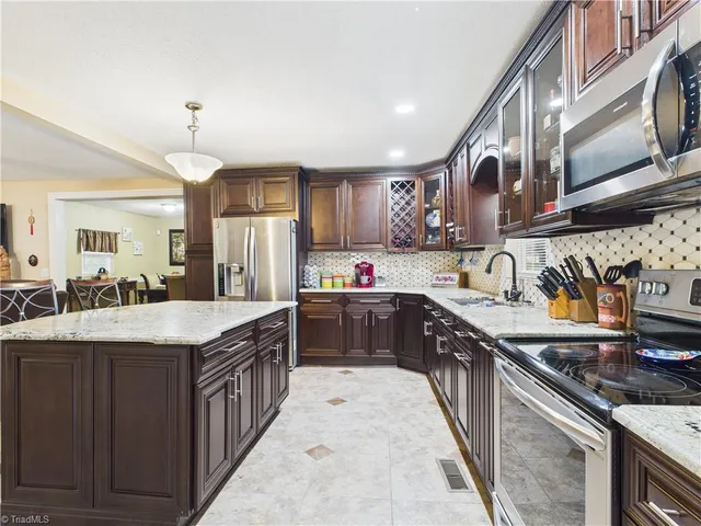 $1,300,000 | 3281-3293 Skyhaven Road, Randleman, NC 27317